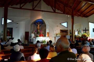 Caserones Bajo procesiona a sus patronos (Foto Francisco Javier Santana)